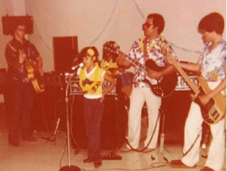 Início da carreira: Selena y Los Dinos